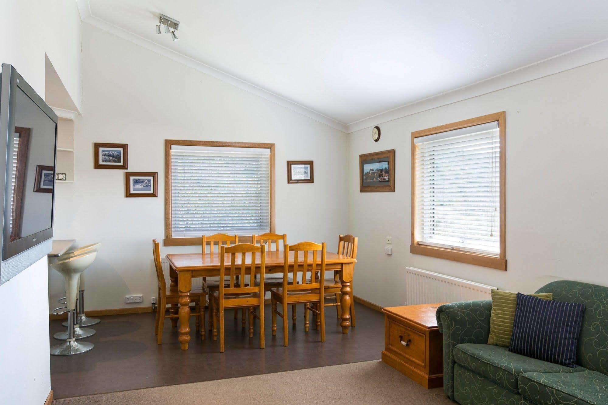 Cooroona Alpine Lodge Falls Creek Esterno foto